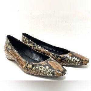 Aquatalia Marcella snakeskin leather flats size 8